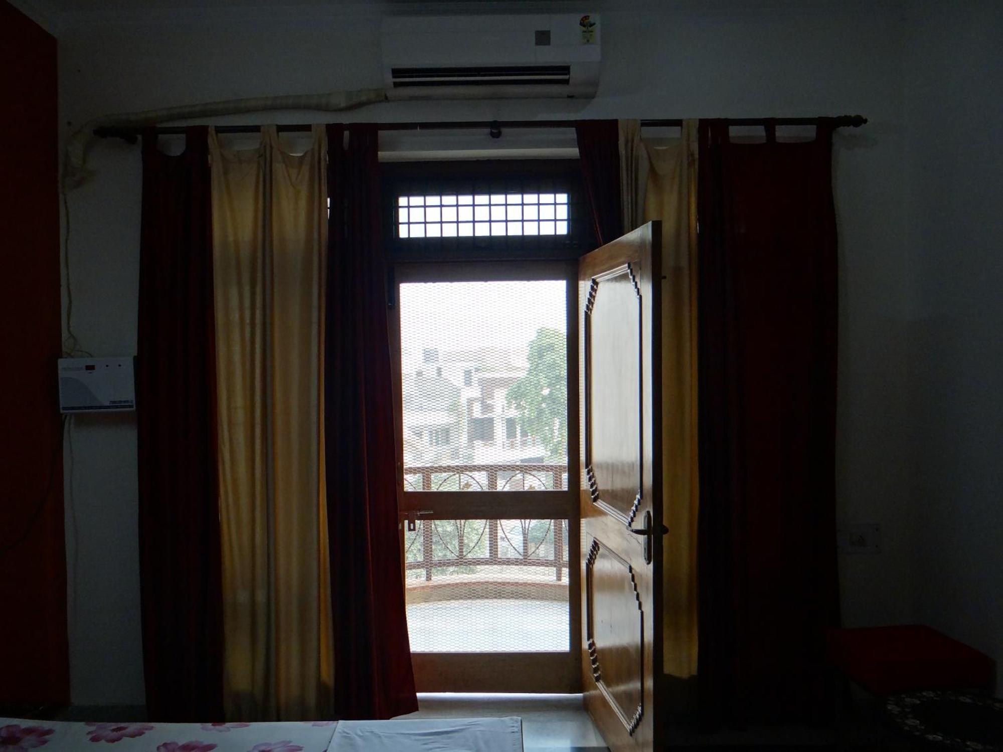 N Homestay Agra Tajganj Екстер'єр фото
