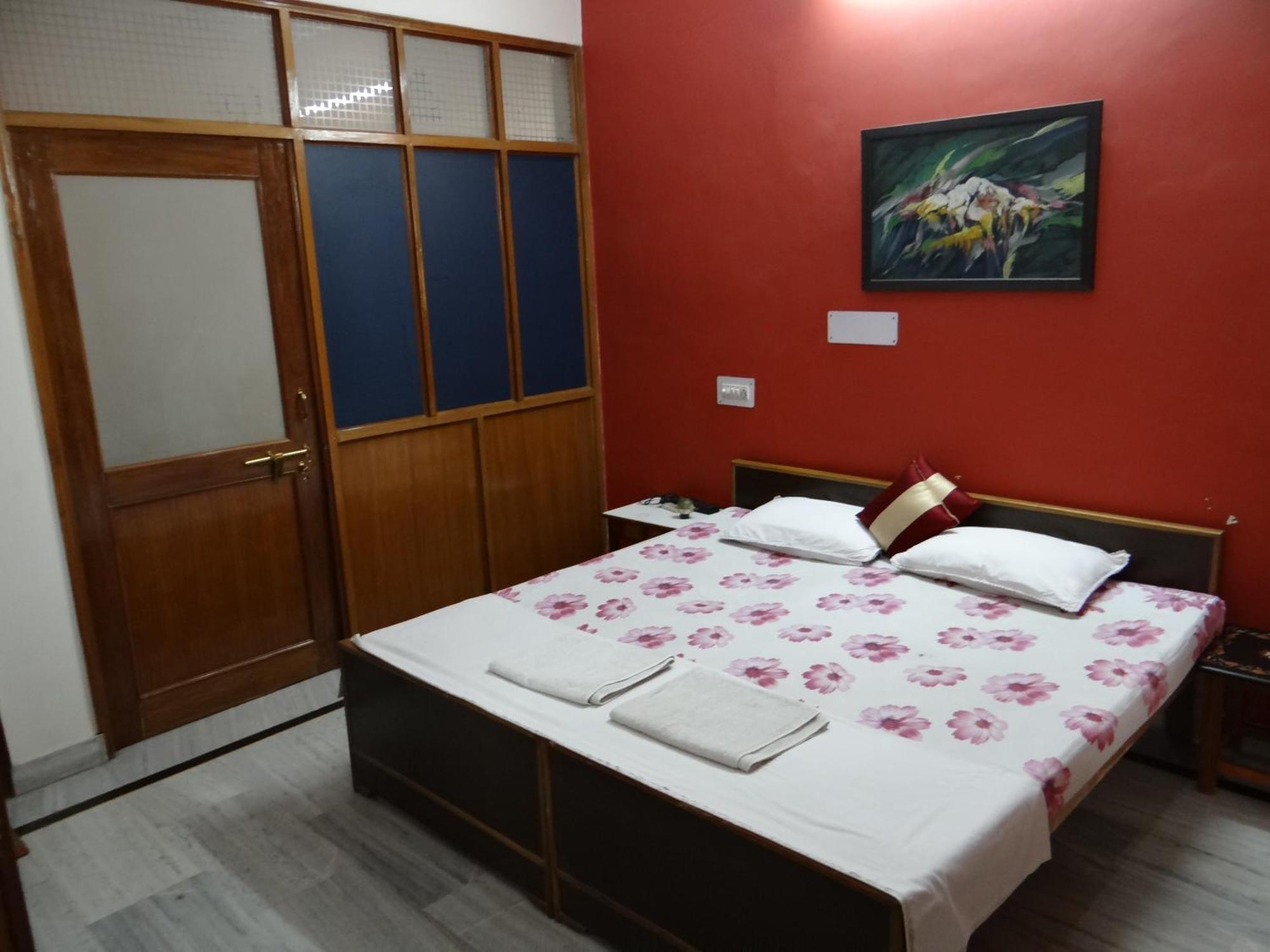 N Homestay Agra Tajganj Екстер'єр фото