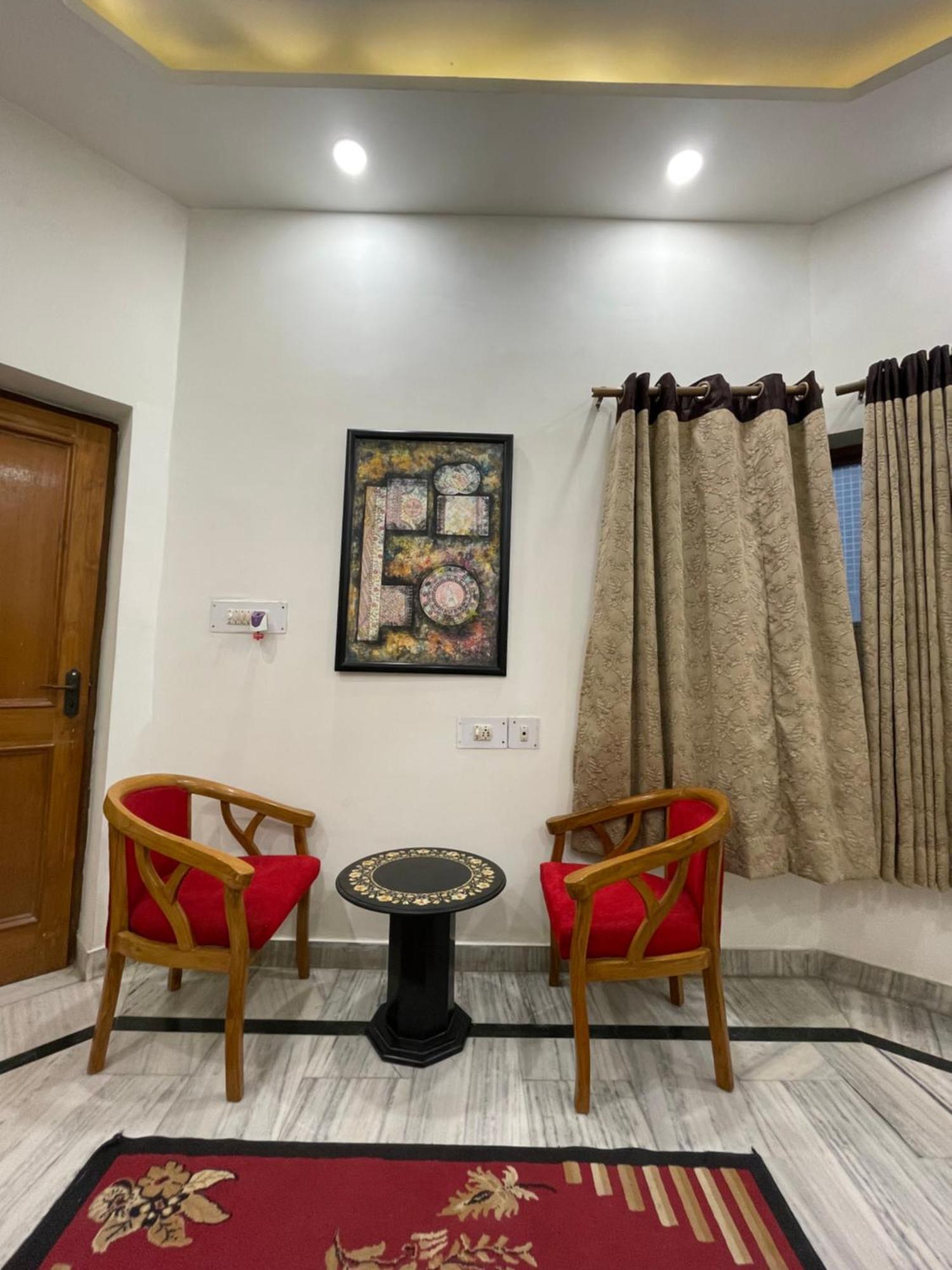 N Homestay Agra Tajganj Екстер'єр фото