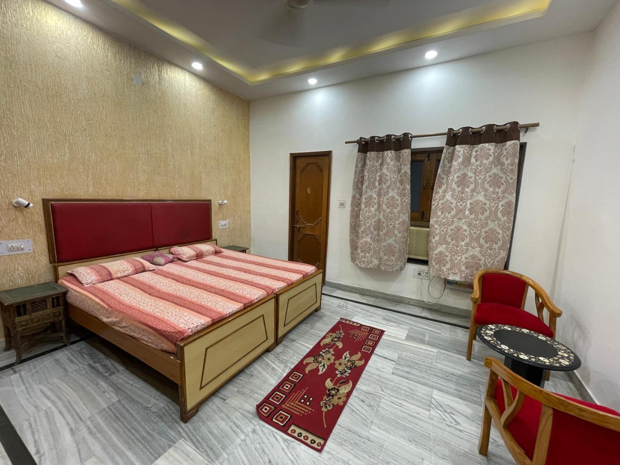 N Homestay Agra Tajganj Екстер'єр фото