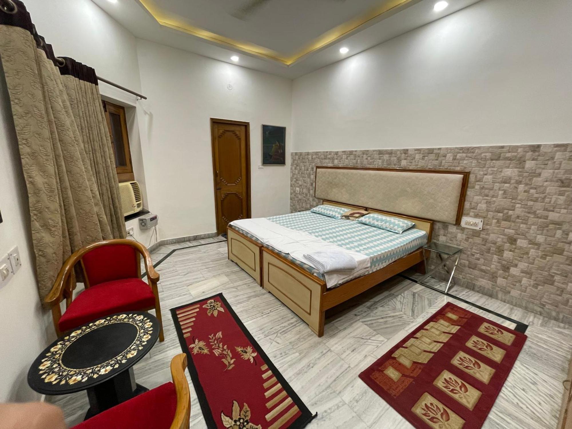 N Homestay Agra Tajganj Екстер'єр фото