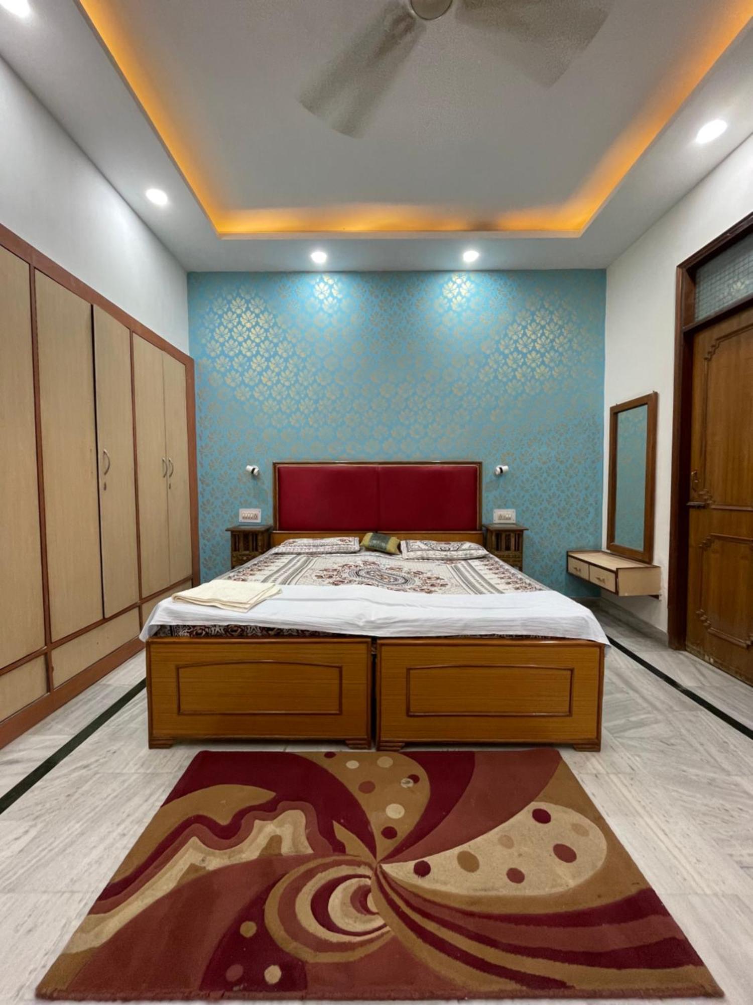 N Homestay Agra Tajganj Екстер'єр фото