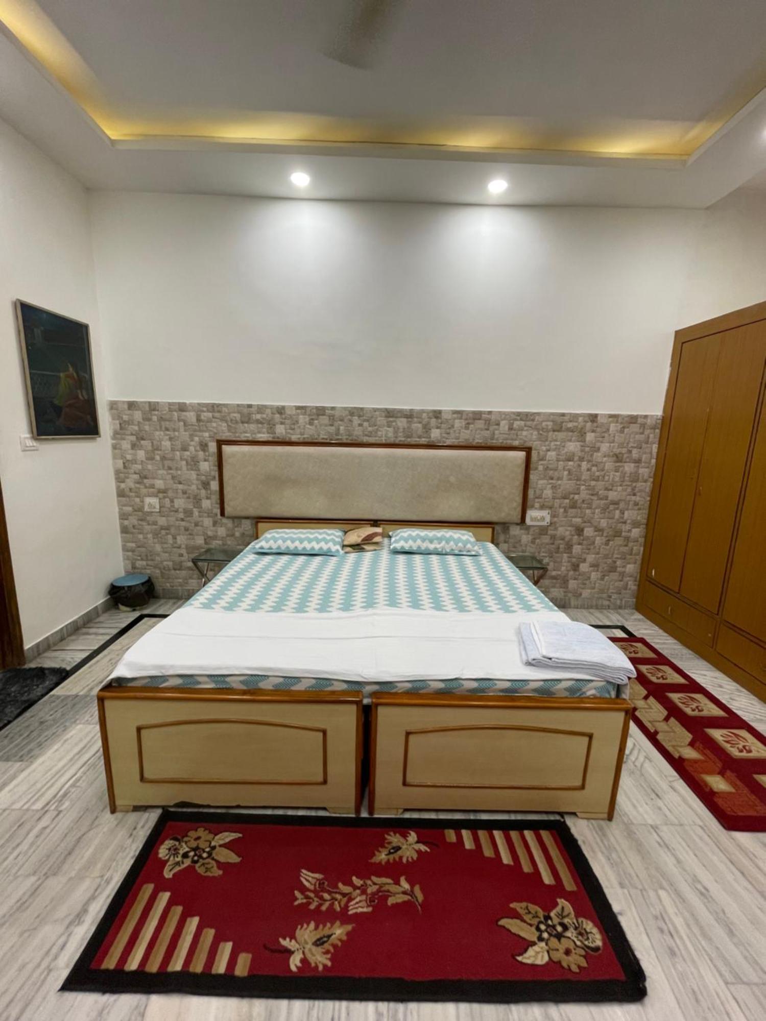 N Homestay Agra Tajganj Екстер'єр фото