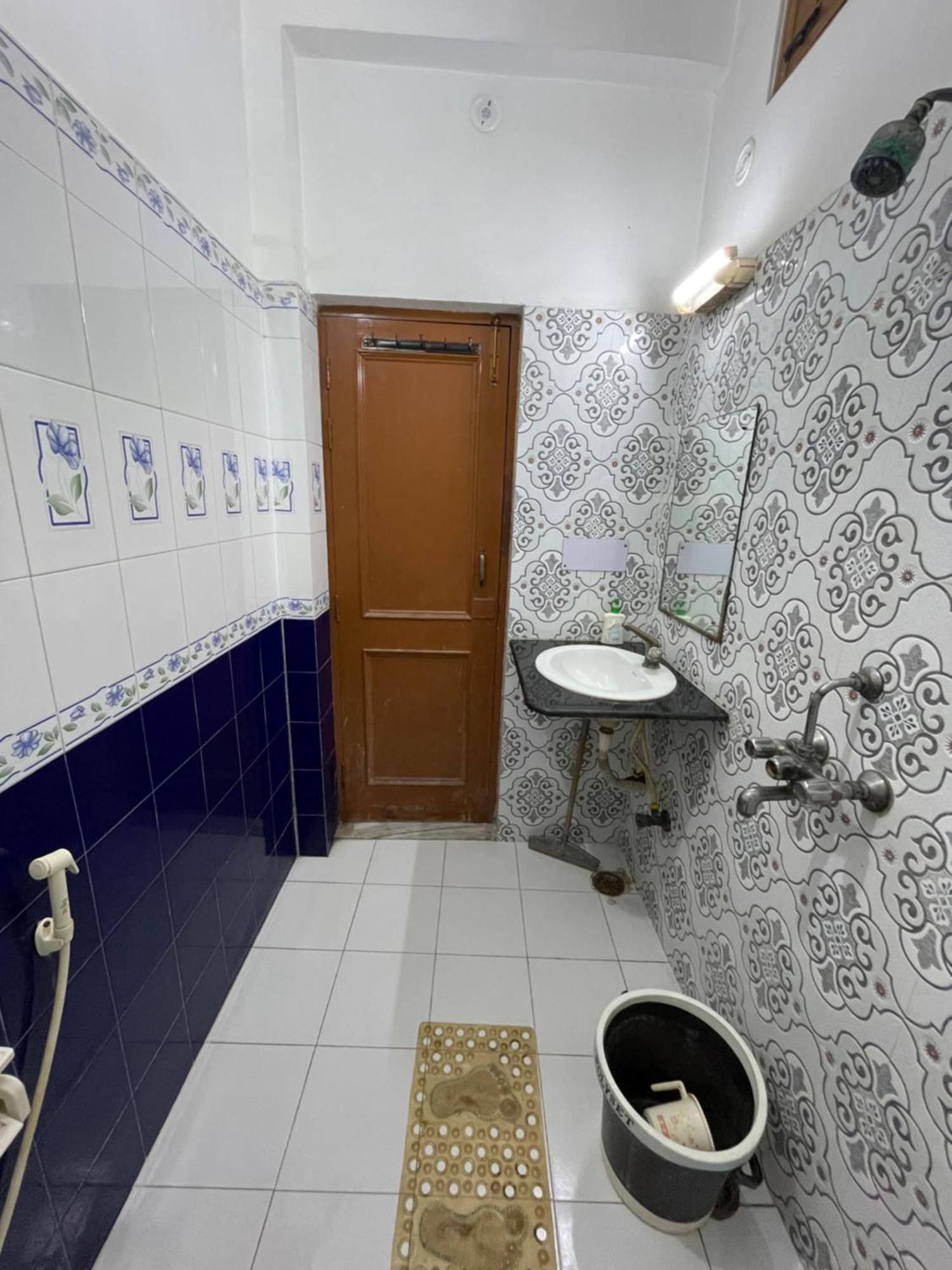 N Homestay Agra Tajganj Екстер'єр фото