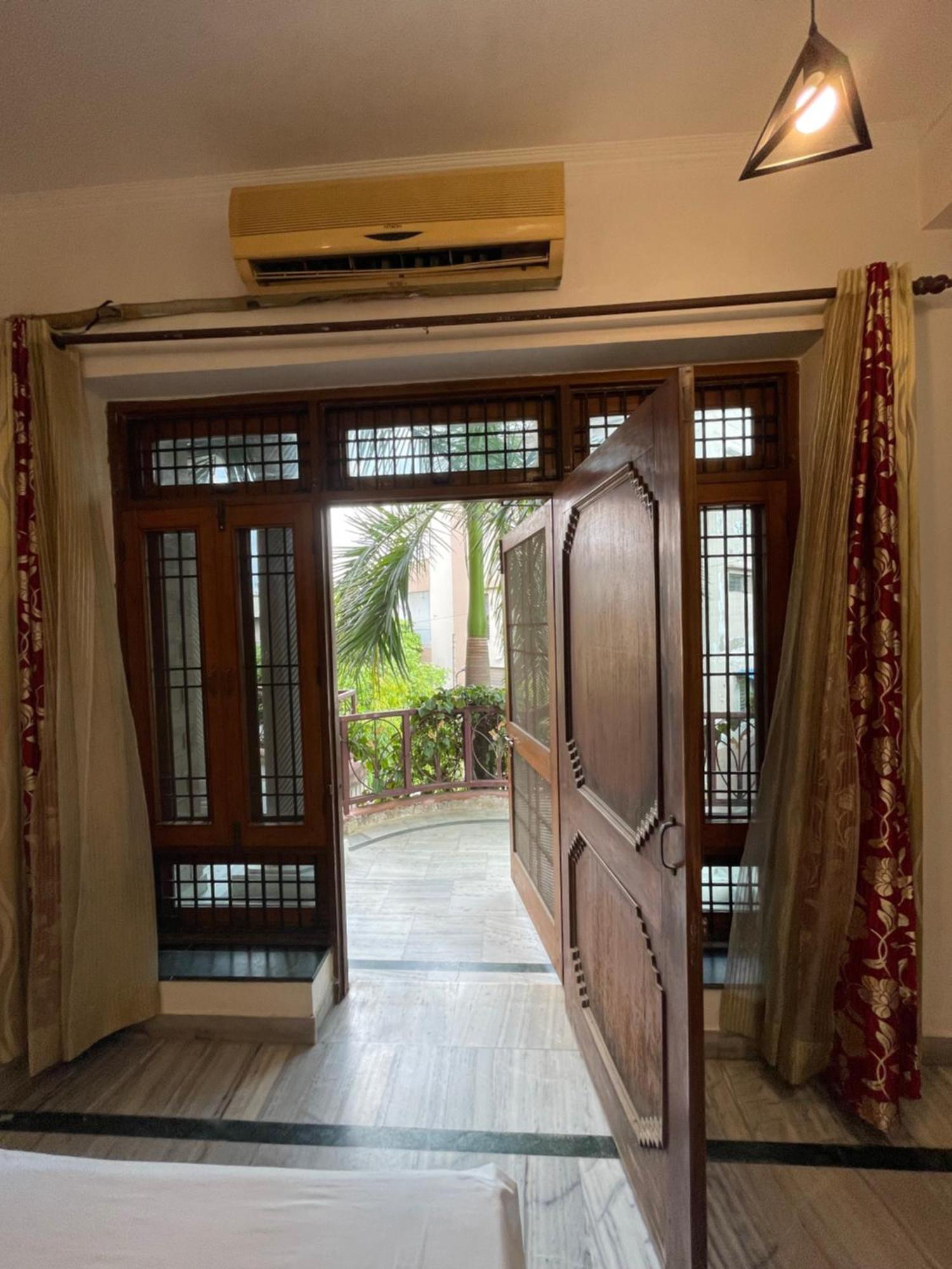 N Homestay Agra Tajganj Екстер'єр фото
